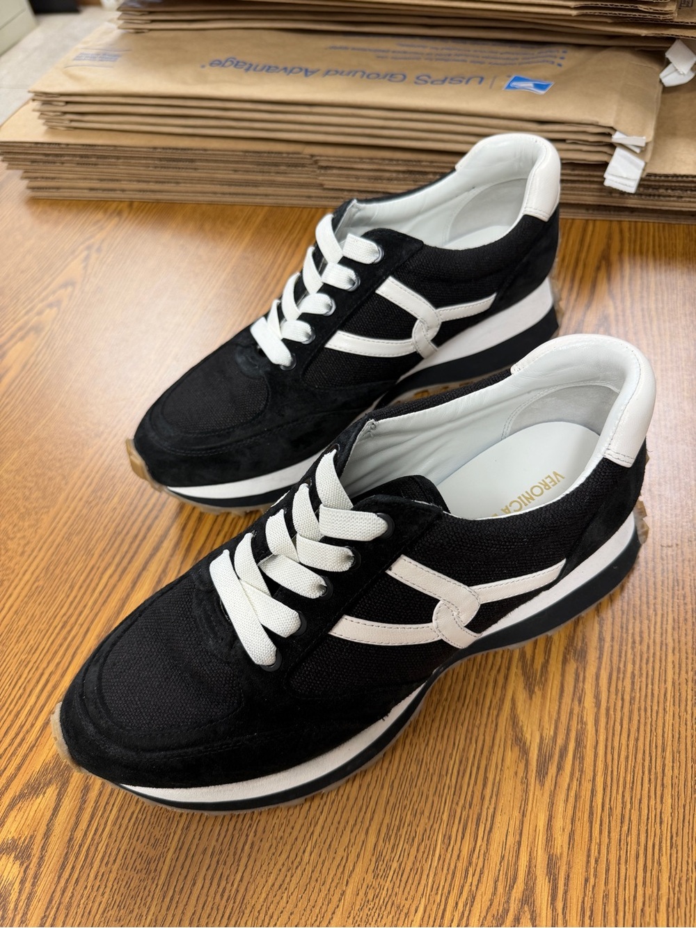 Veronica Beard Black and White Women's Lace-Up Sneakers - Picture 1 of 8